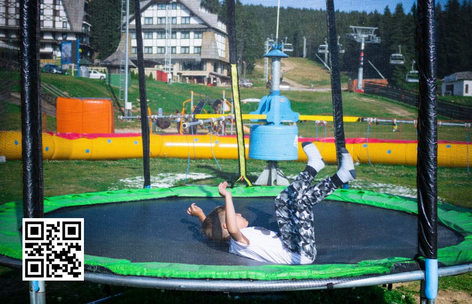 trampoliny dla dzieci do ogrodu